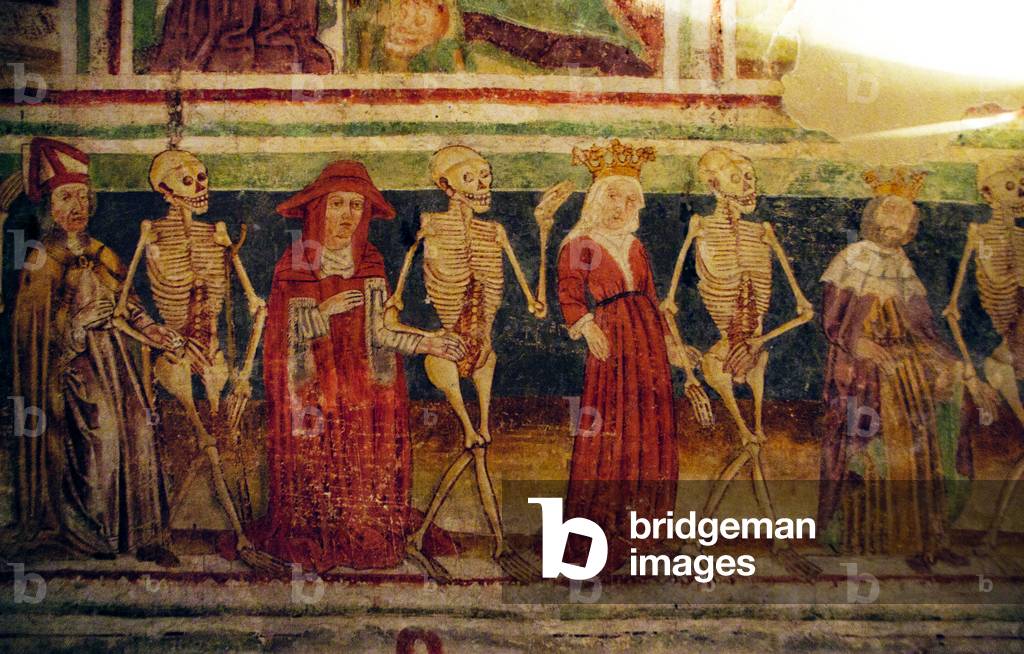 Slovenia: A detail from the 'Danse Macabre' (Dance of Death), a 15th century fresco by John of Kastav (Johannes de Castua), Holy Trinity Church, Hrastovlje, Rizana Valley