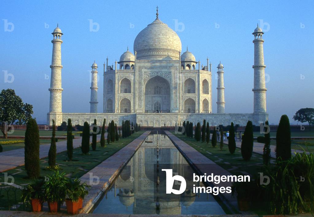 India: Early morning at the Taj Mahal, Agra, Uttar Pradesh