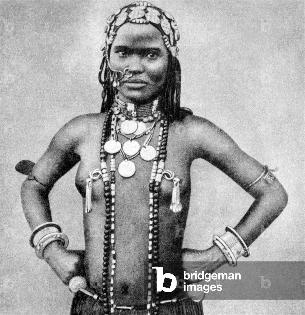 Sudan / South Sudan: A Shilluk or Chollo woman, c.1900