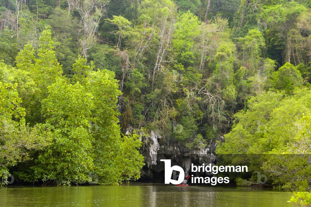 Thailand: Kayaking in the park, Than Bokkharani National Park, Krabi Province