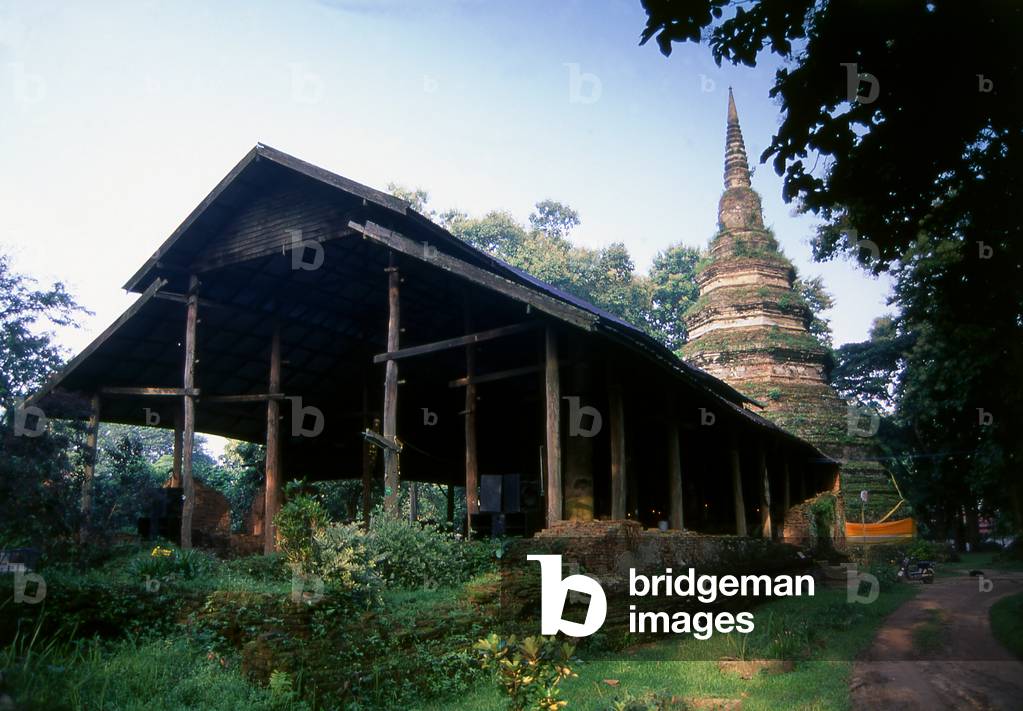 Thailand: 14th century Wat Chedi Luang, Chiang Saen, Chiang Rai Province, Northern Thailand