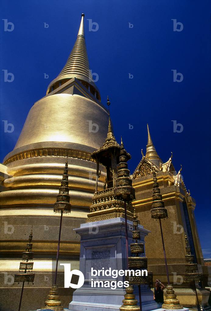 Thailand: Phra Sri Ratana Chedi, Wat Phra Kaew (Temple of the Emerald Buddha), Bangkok