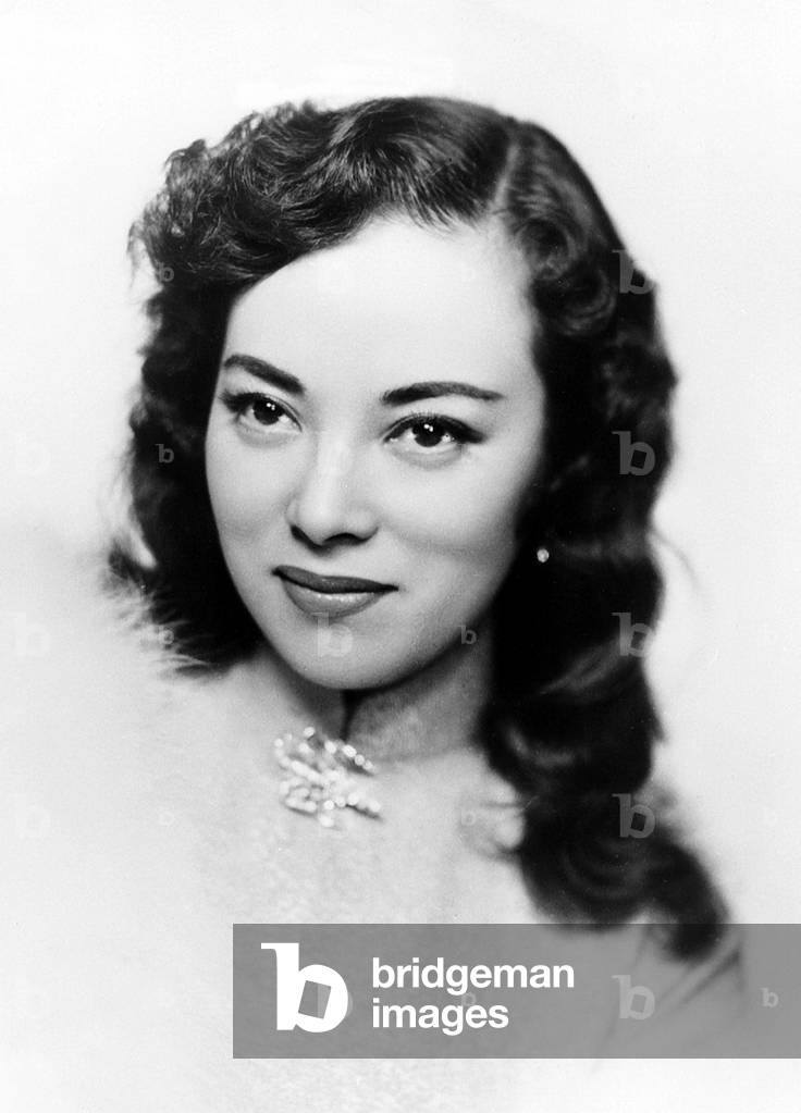 Japan / China: The actress and subsequently politician Yoshiko Yamaguchi, aka Yoshiko Otaka, Li Xianglan and Shirley Yamaguchi (1920-2014), photographic  portrait, 1940s