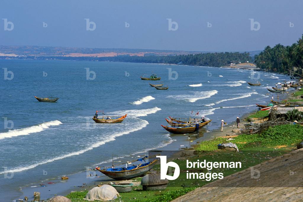 Vietnam: The very active fishing community at Mui Ne, Binh Thuan Province