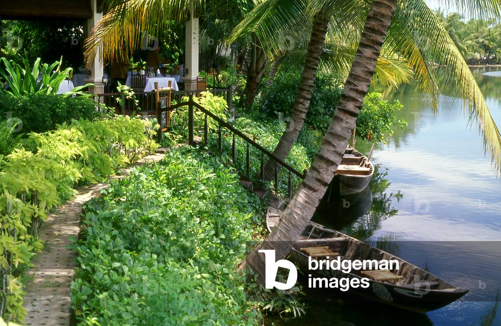 Vietnam: A quiet corner on the Thu Bon River, Hoi An (photo)