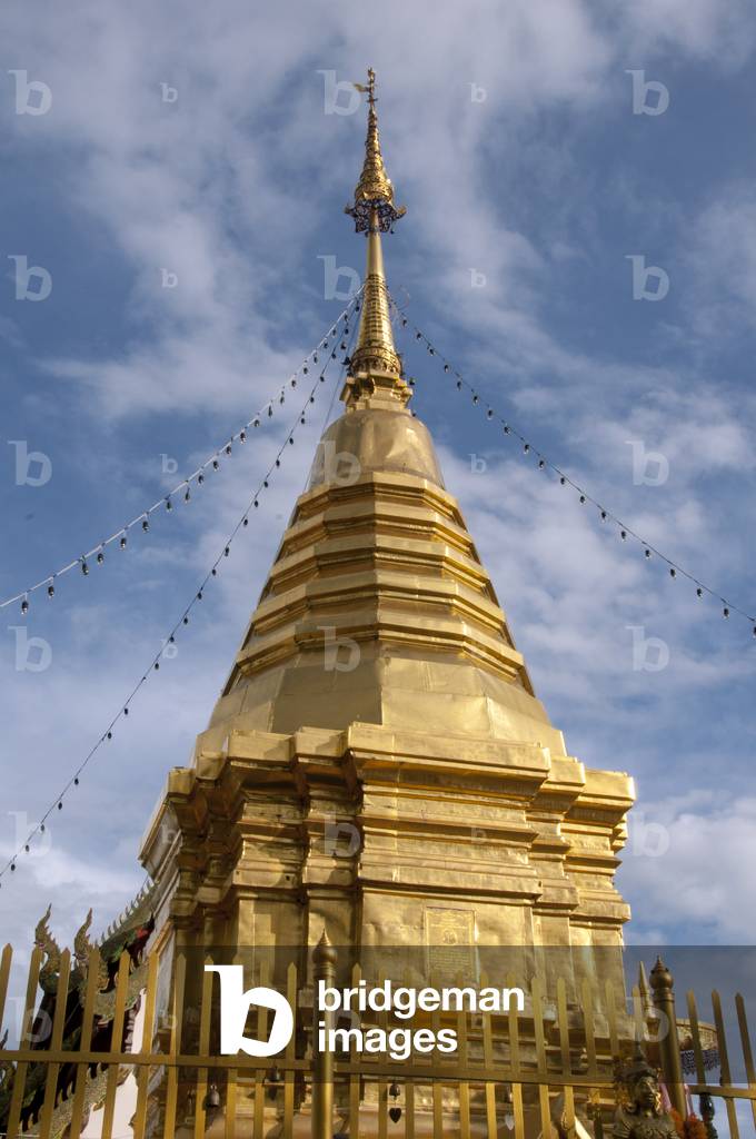 Thailand: Chedi, Wat Phrathat Doi Kham, Chiang Mai