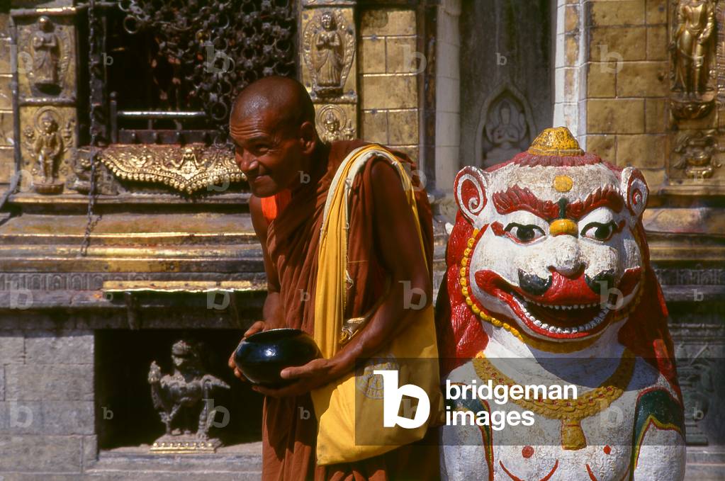 Nepal: Monk with almsbowl, Swayambhunath (Monkey Temple), Kathmandu Valley