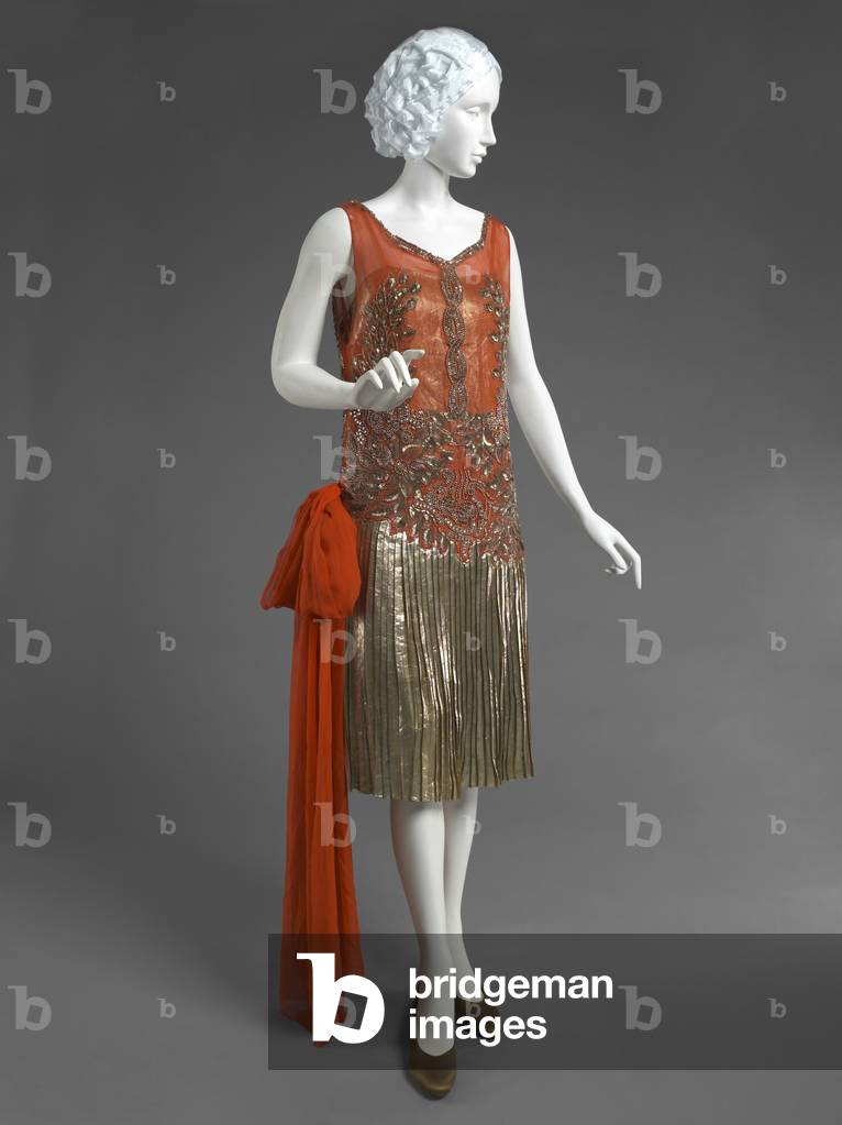 Woman's Evening Dress, Yteb, Paris, c.1926 (silver chiffon, silver lamé, sequins, and metallic thread embroidery