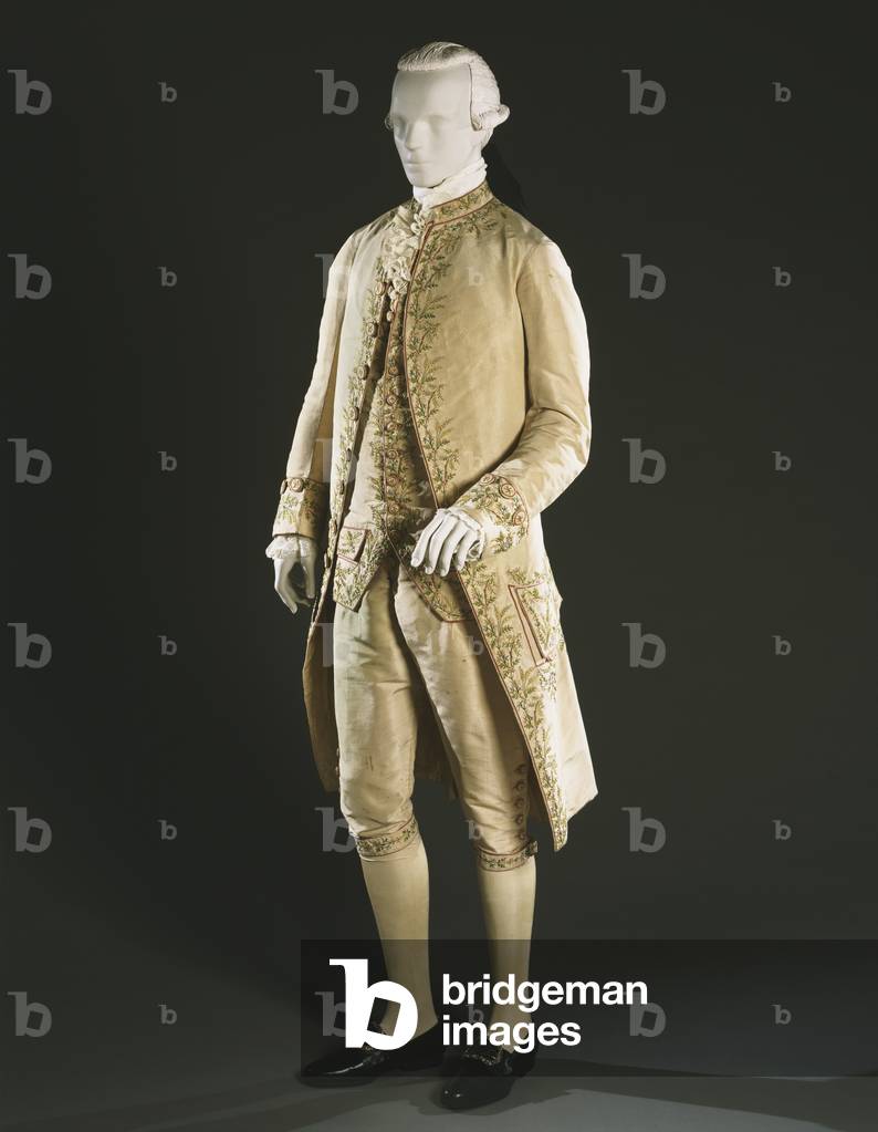Man's Three-piece Suit: Coat, Waistcoat, and Breeches, c.1775-85 (silk faille with embroidery in silk chain stitch & silk plain weave ribbon)




