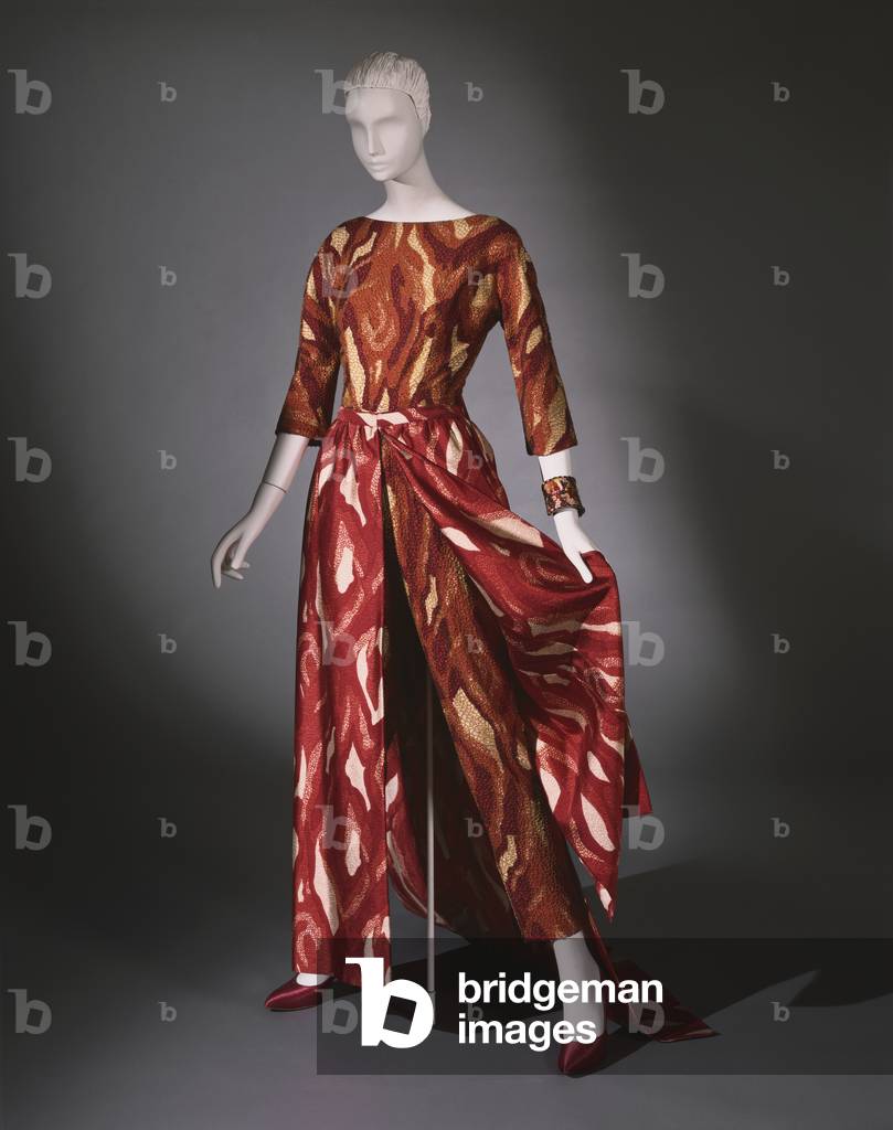 Palazzo Pigiama da donna, 1962 (raso di seta stampato con ricamo perline)