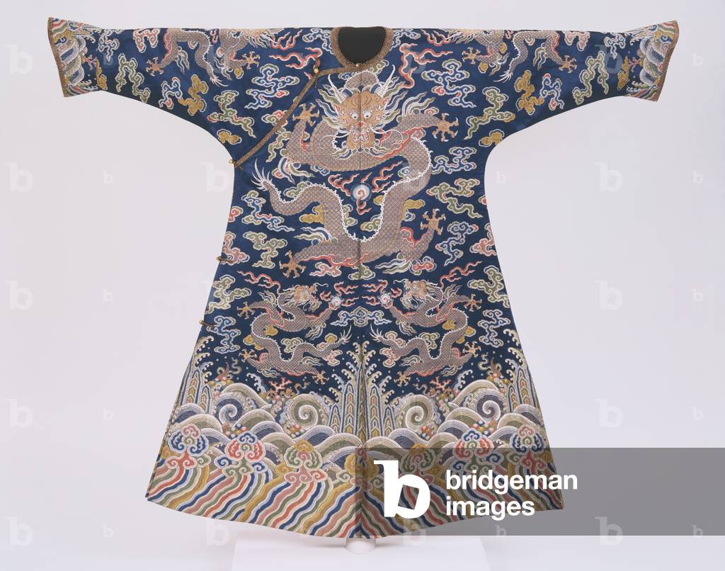 Woman's Court Robe, Qianlong Period, c.1740 (silk, metallic weave & brass-coloured buttons)