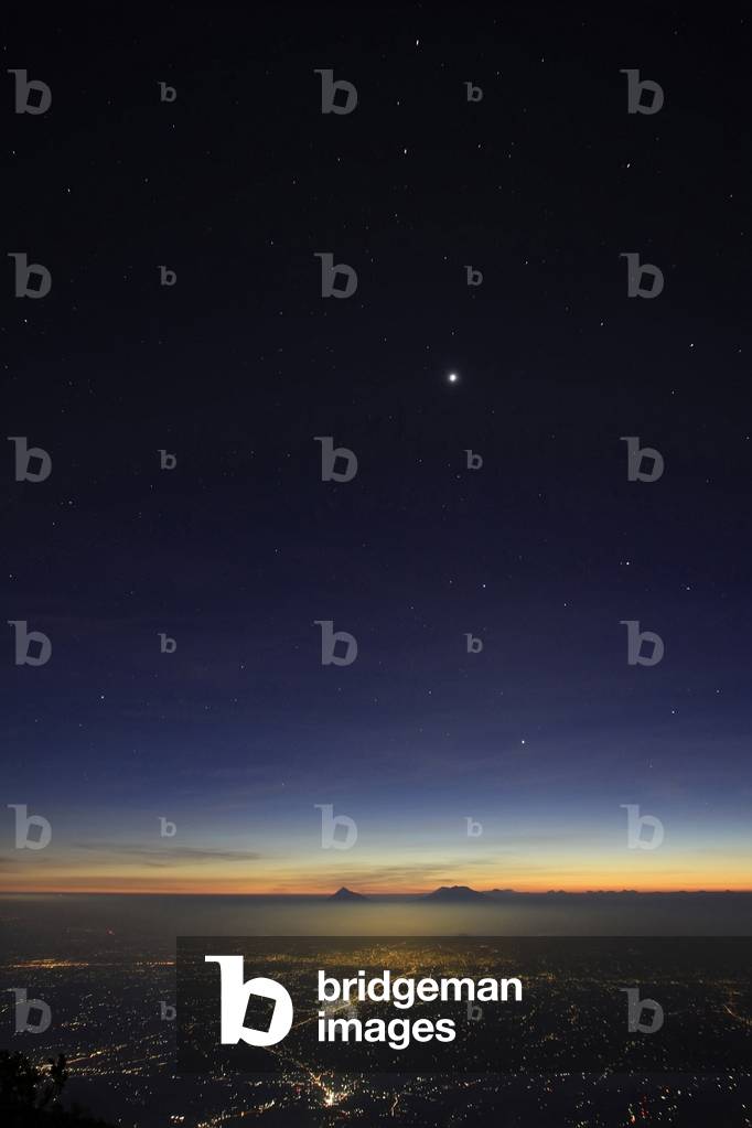 Star sky and planets - 2010.07.21 Four Planet Sunset - In the sky are the planets Mercury, Venus, Mars and Saturn 21 July 2010, Java, Indonesia. See image a-cnj05-00074 for annotee version. Sunset taken on the summit of Mt. Lawu, Java, Indonesia. Mercury, Venus, Mars and Saturn are in a line above the horizon. 2010.07.21 See image a-cnj05-00074 for an annotated imag