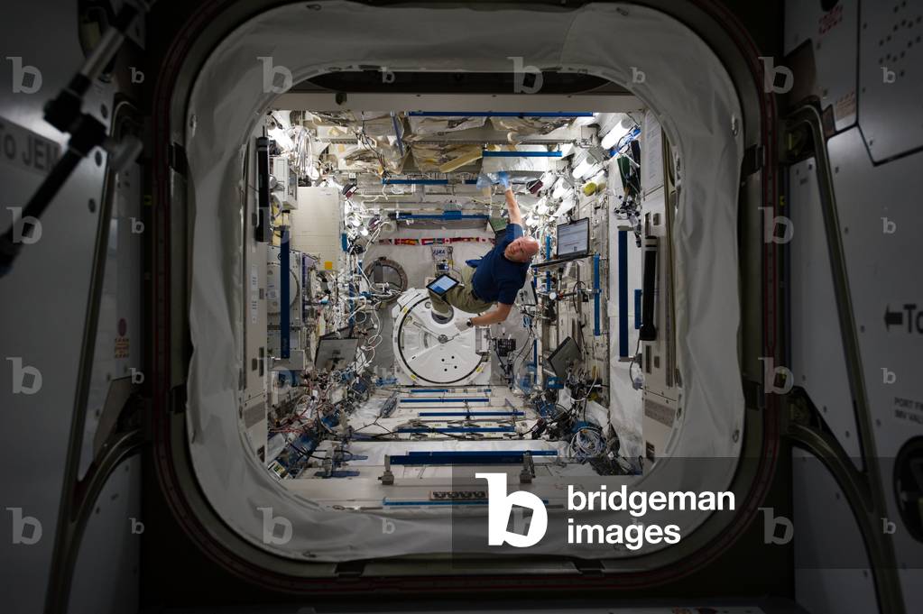 German astronaut Alexander Gerst floats in the Kibo laboratory of the International Space Station (ISS), June 2014 (photo)