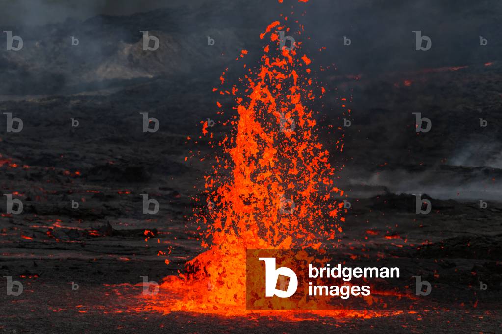 Fagradalsfjall eruption in Iceland, 2021 (photo)