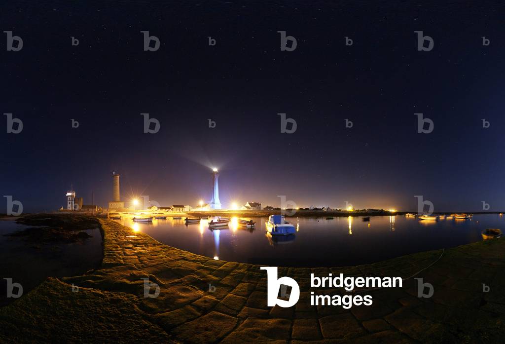 Lighthouse of Eckmuehl (Brittany) - Lighthouse of Eckmuhl, Brittany - Le lighthouse d'Eckmuehl, Penmarc'h, Finistere sud, October 2008. Lighthouse in Penmarc'h, Brittany, France. October 2008