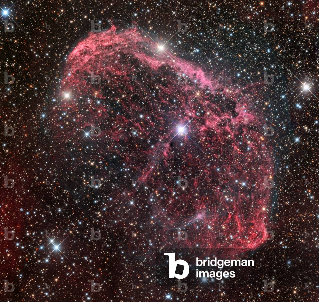 Nebula of the crescent NGC 6888 in the Swan - Crescent nebula in Cygnus - NGC 6888, the nebula of the Crescent. This nebula is a gas shell located in the constellation Swan. The bright star in the center of the nebula is the star WR 136, a star of Wolf - Rayet, massive, very hot. The nebula NGC 6888 is a shell of gas that is being energized by the strong stellar wind from the Wolf - Rayet star WR 136, the bright star at the center of the nebula. It is located in the constellation of Cygnus, the Swan. Wolf - Rayet stars are very hot, massive stars that are blowing off their outer layers