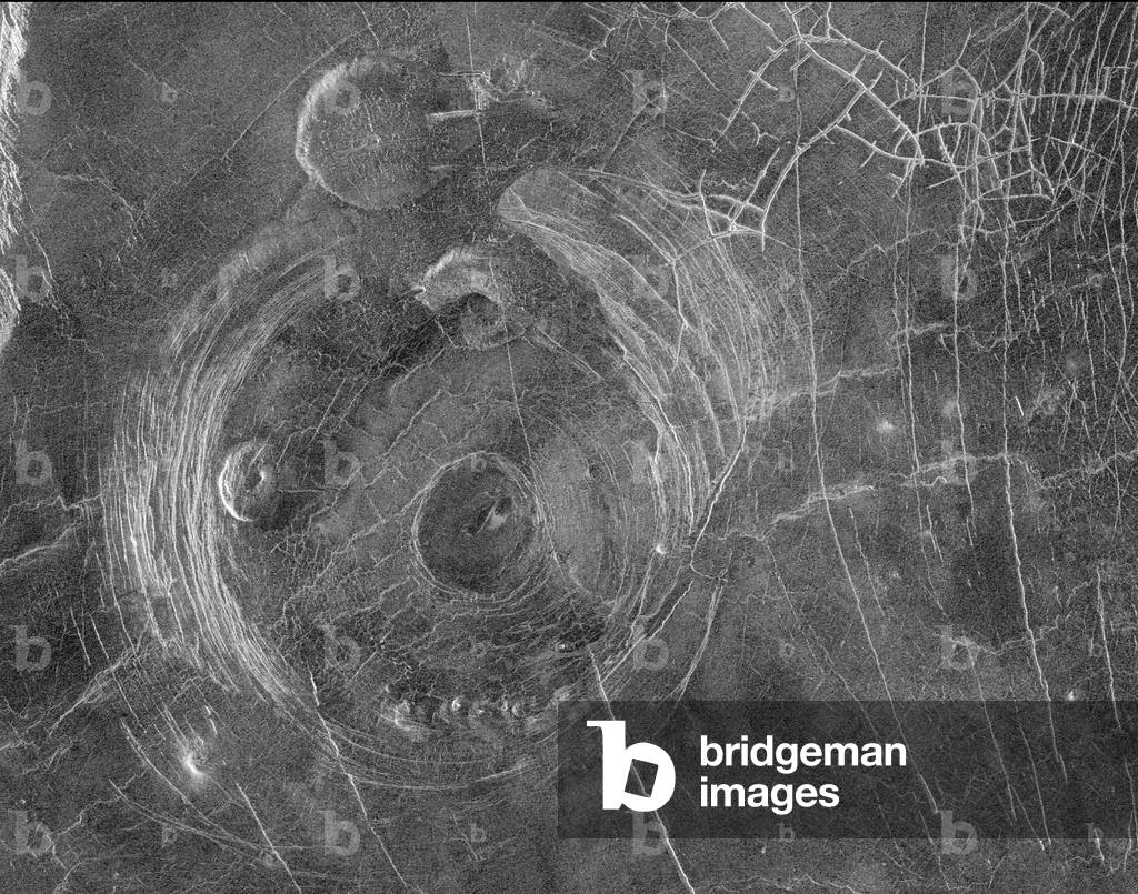 Venus: Aine corona - Volcanic Formation 200 km in diameter.