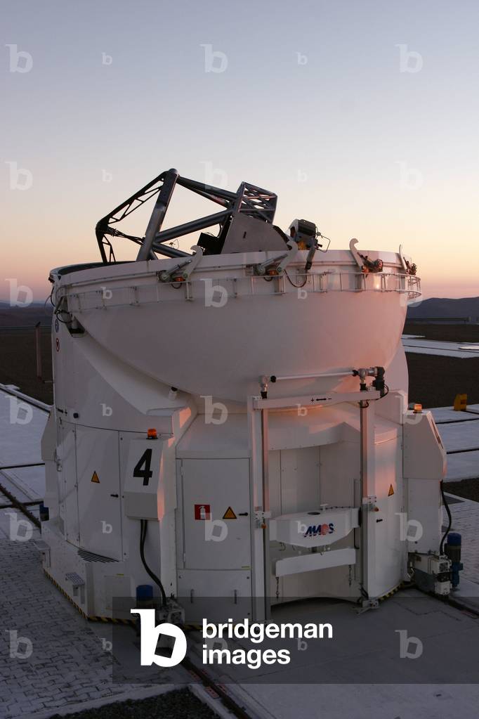 Paranal Observatory, Chile 03/2008 - Paranal Observatory, Chile 03/2008 - View of one of the auxiliary telescopes 1.8m in diameter. One of the VLTI Auxiliary Telescopes located at Paranal Observatory, Chile