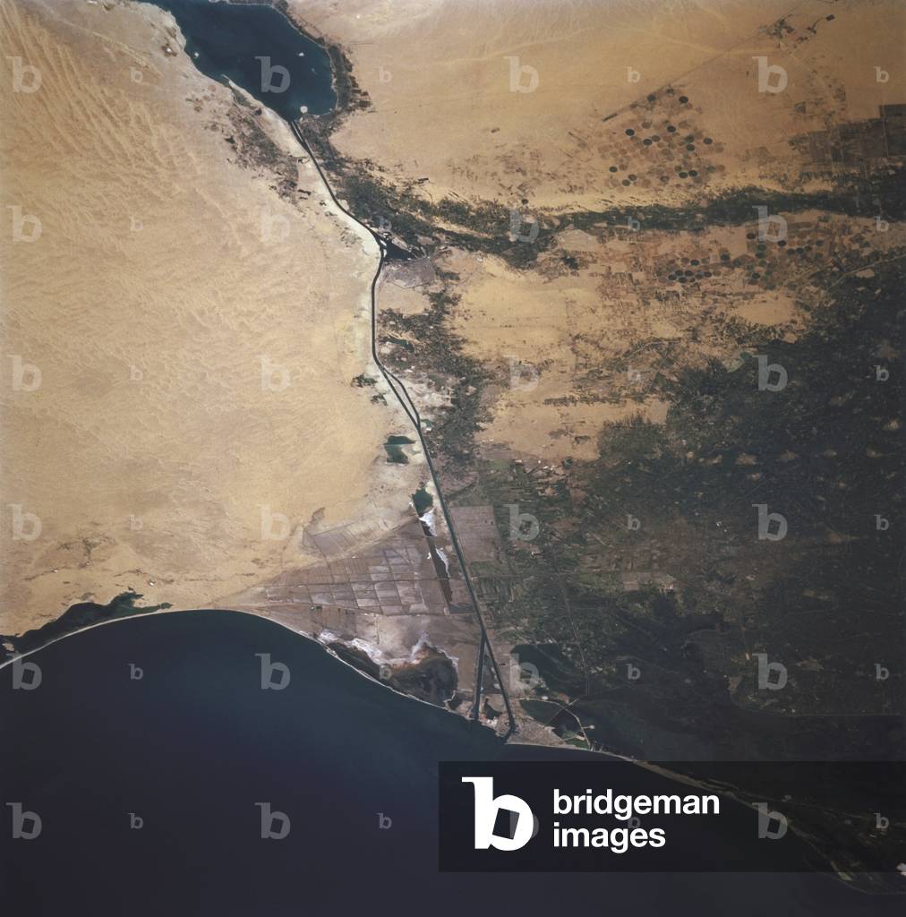 The Suez Canal seen by the Columbia Shuttle, STS missions - 94, 05/07/1997. - The Suez Canal seen by the Columbia Shuttle, STS missions - 94, 05/07/1997. - The Suez Canal seen by the Columbia Shuttle, STS missions - 94, 05/07/1997