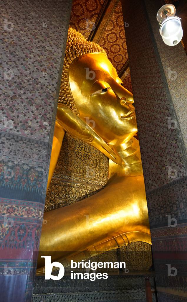 Wat Pho, lying Buddha, 2019 (photo)