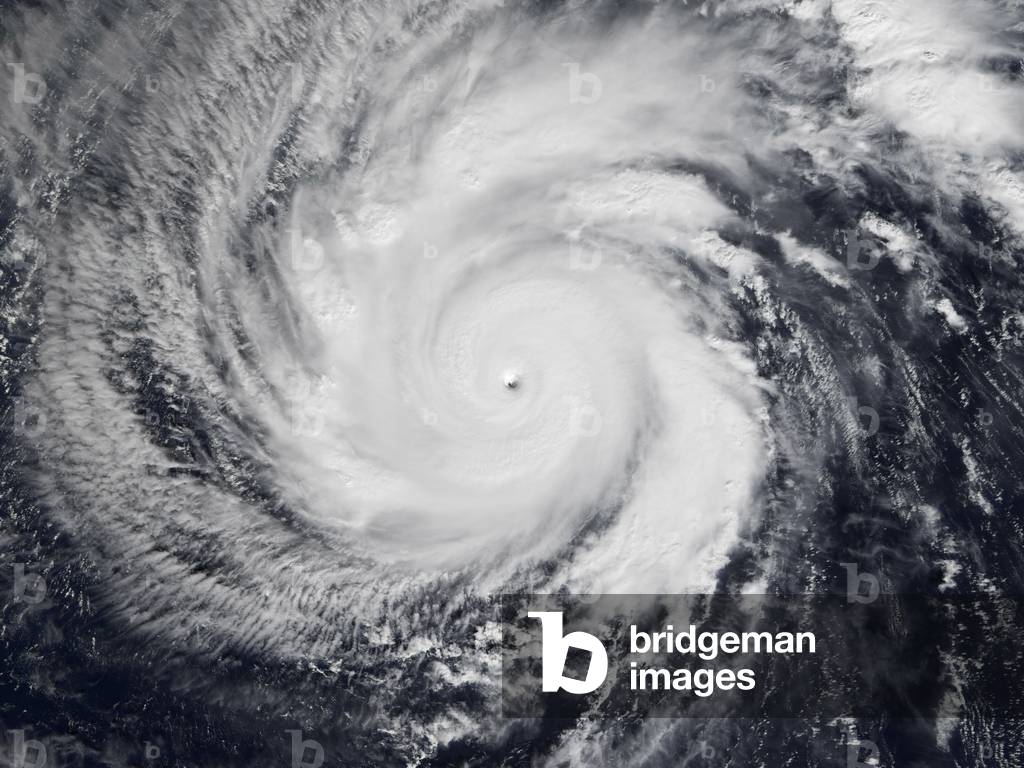 Typhoon Faxai seen by satellite 12/2001 - Typhoon Faxai 12/2001 - Typhoon Faxai (category 5) seen over the Pacific Ocean on 22 December 2001. The category 5 super typhoon Faxai seen above the Pacific ocean on december 22, 2001