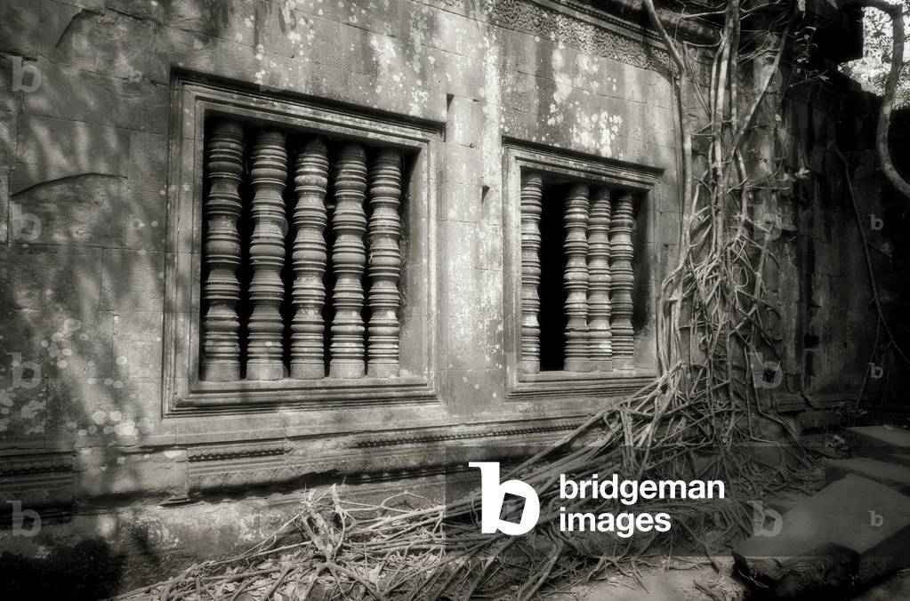 Colonette at the temple of Beng Mealea, Angkor, Cambodia (b/w photo)