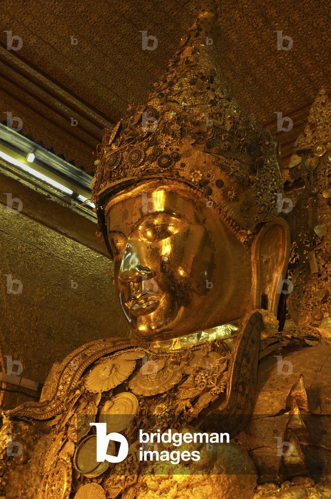 Mahamuni Buddha (photo)