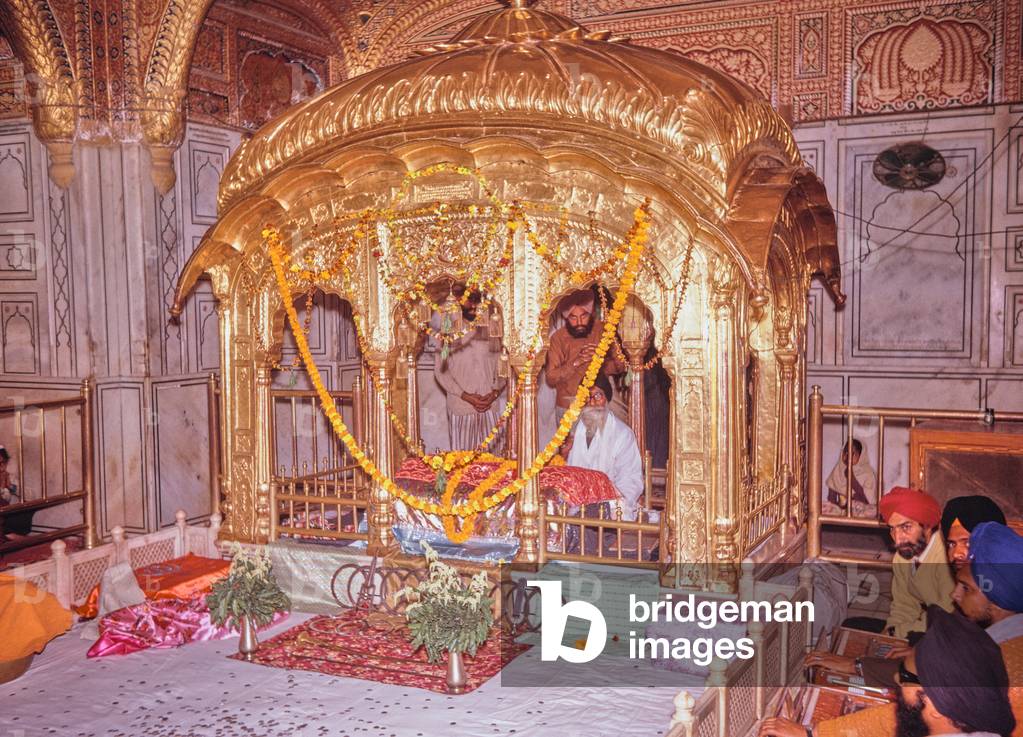Enthroned Granth Sahib, Taran Tarn, Sikh Gurdwara, Punjab, India, 1970 (photo)