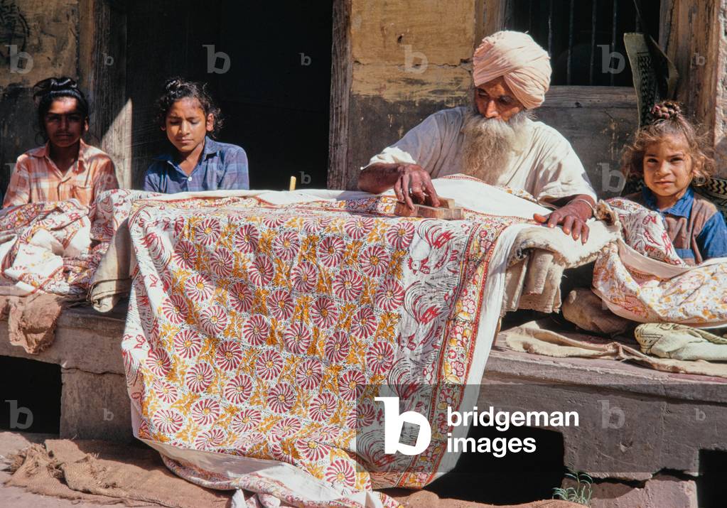 Sikh man Block printing in The Punjab, India, 1971 (photo)