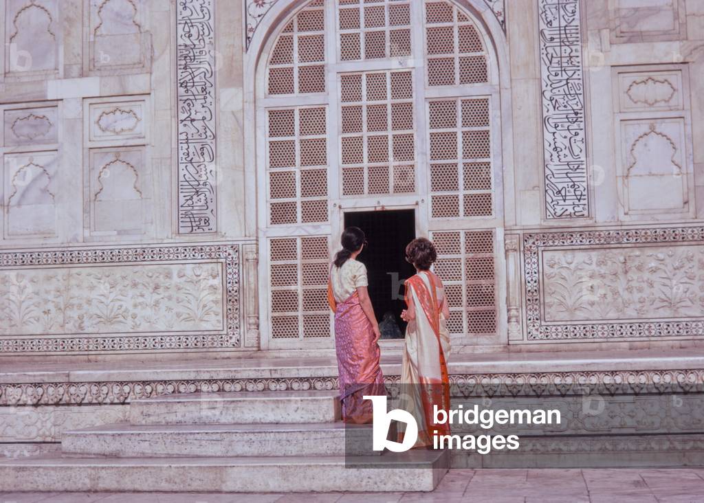 Marble doorway, Taj Mahal, Agra, India, 1972 (photo)