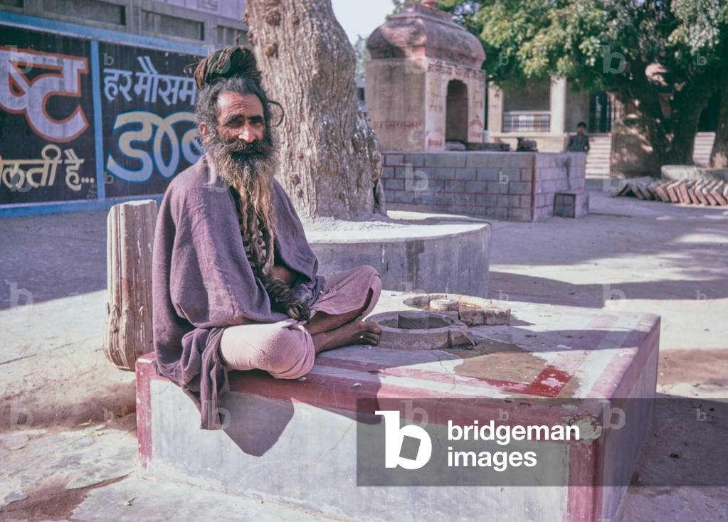 Hindu Holy Man in yoga position, Rajasthan, India, 1972 (photo)