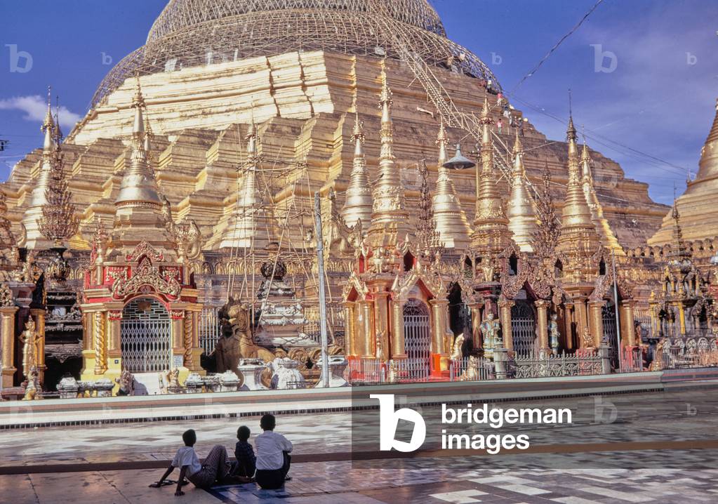 Shwedagon Pagoda, Rangoon, Burma, 1970 (photo)