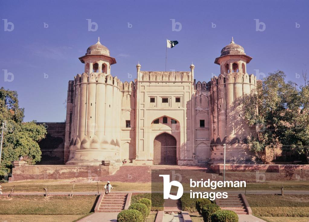 Gateway, Lahore Fort, Pakistan, 1969 (photo)