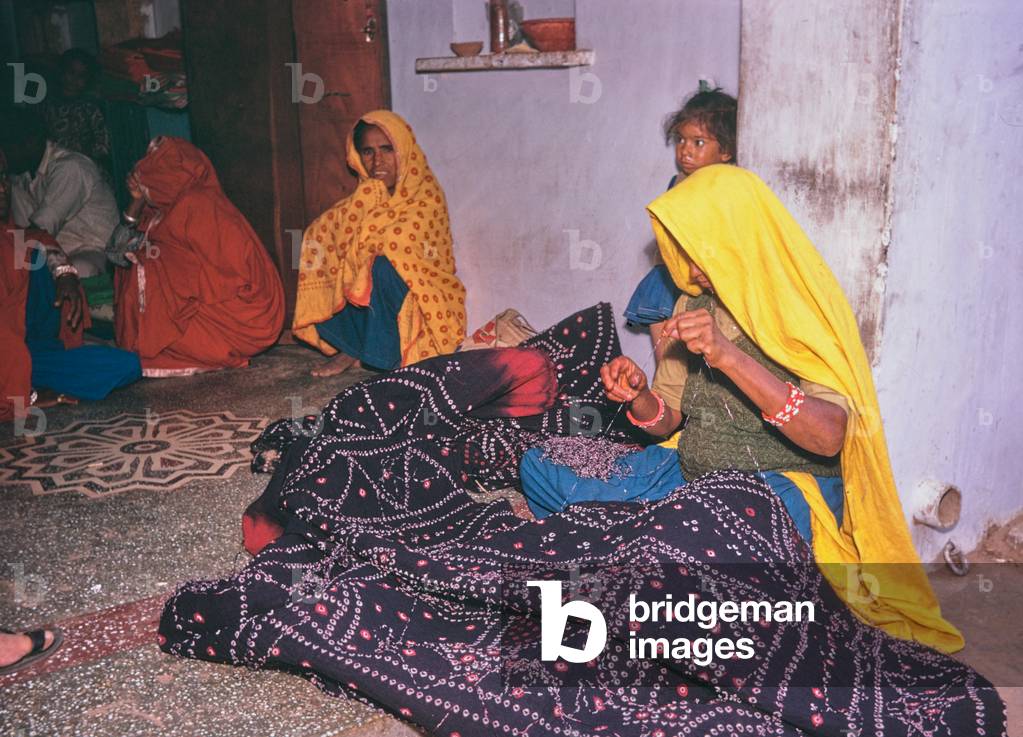 Bhandari tie dye work, Narnaol Haryana, Rajasthan, India (photo)