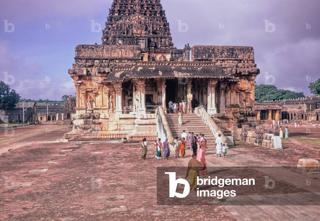 Brihadesvara (Siva) Temple, Tanjore; Chola 1st century, India, 1972 (photo)