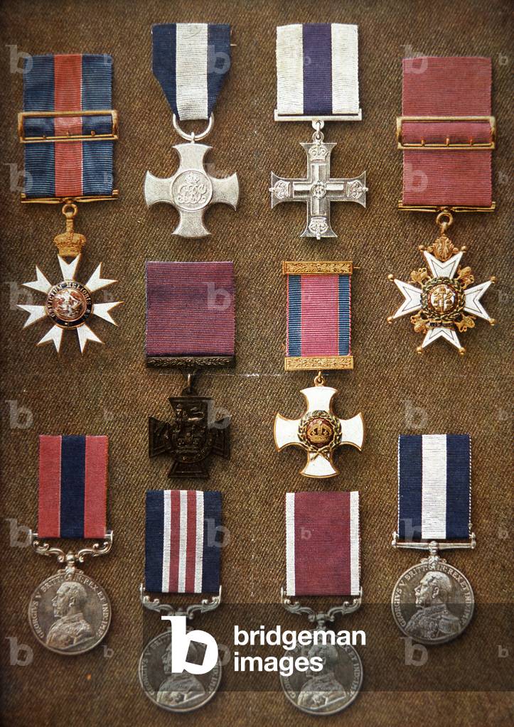 Medals of the British Empire, 1918 (metal & ribbon)