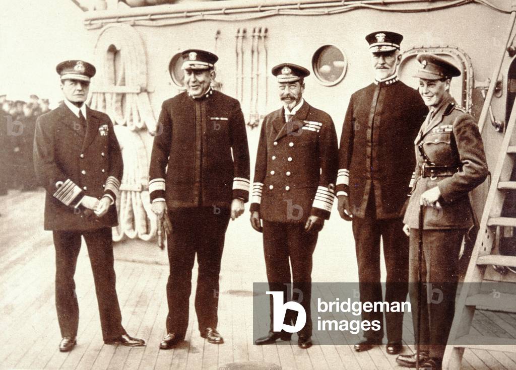 Earl Beatty, Admiral Rodman, George V, Admiral Sims and the Prince of Wales in 1918 (b/w photo)