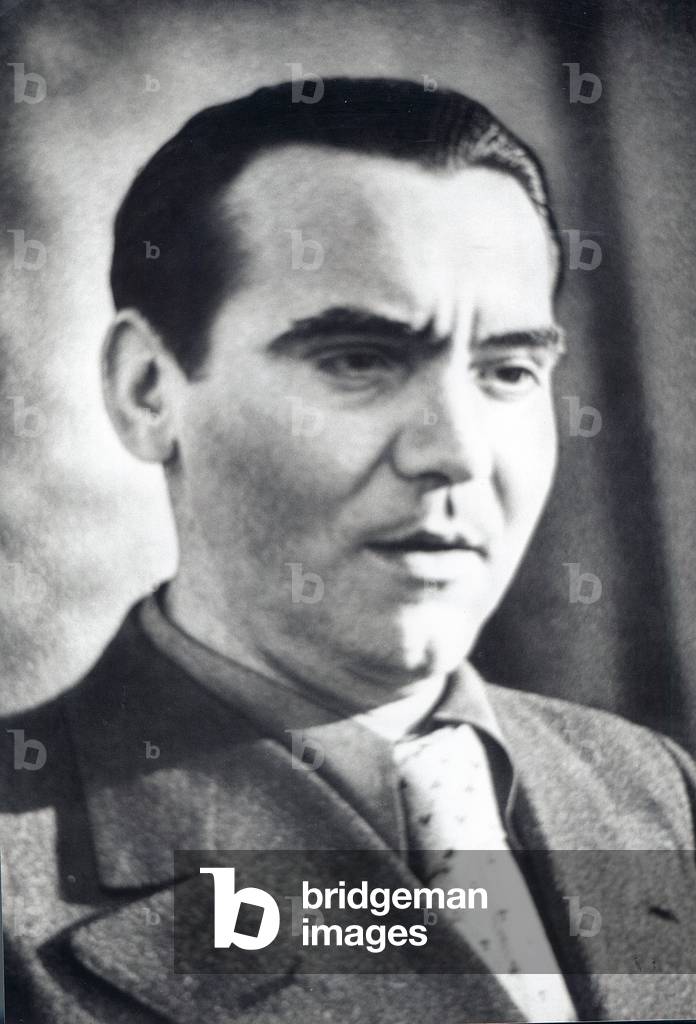 Federico Garcia Lorca (b/w photo)