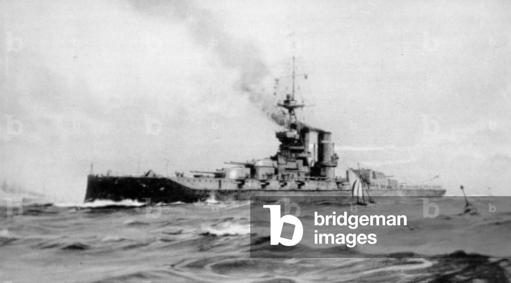 HMS Queen Elizabeth, 1914 (litho)