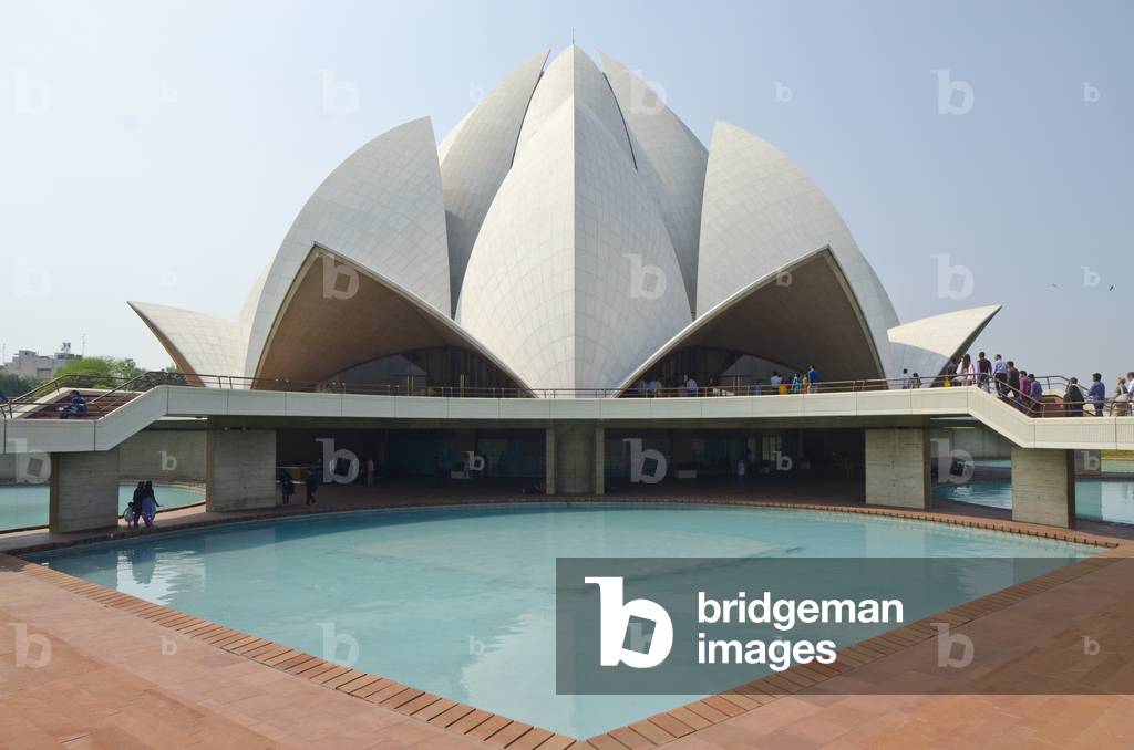 The Lotus Temple - Baha'i House Of Worship,
Bahapur, New Delhi, India (photo)