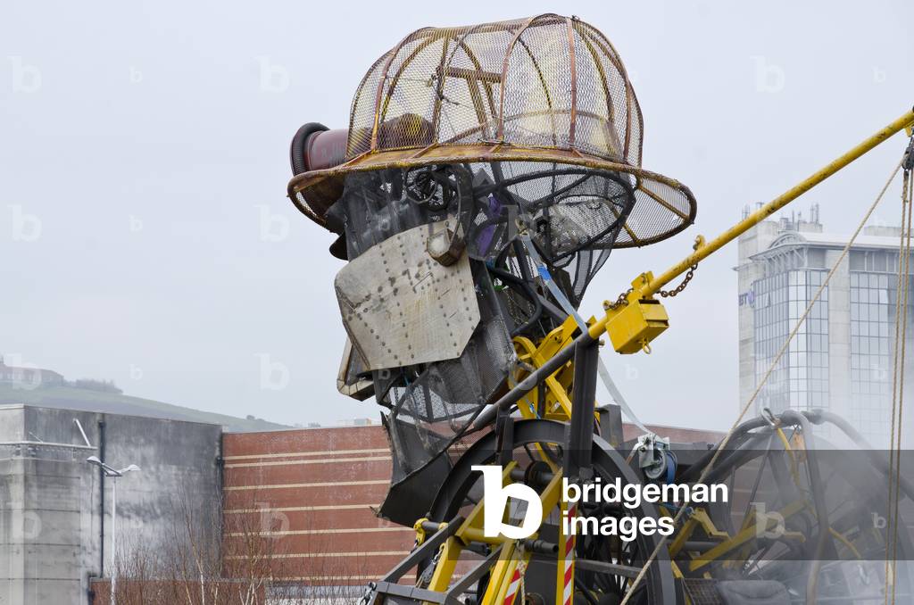 The 'Man Engine'  - largest mechanical puppet ever constructed in Britain
Swansea, South Wales, United Kingdom (photo)