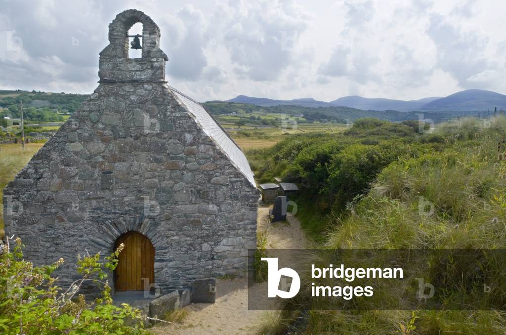 Church of St. Tanwg, one of the oldest Christian foundations in Britain, Llandanwg/Llanbedr, near Harlech, Snowdonia National Park, Gwynedd, N.Wales, UK (photo)
