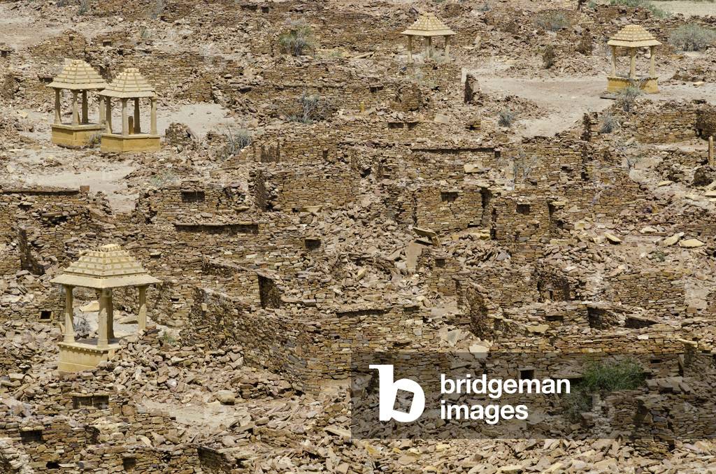 Khabha ruins - an abandoned 13th century Brahmin village, Thar Desert, Rajasthan, India (photo)