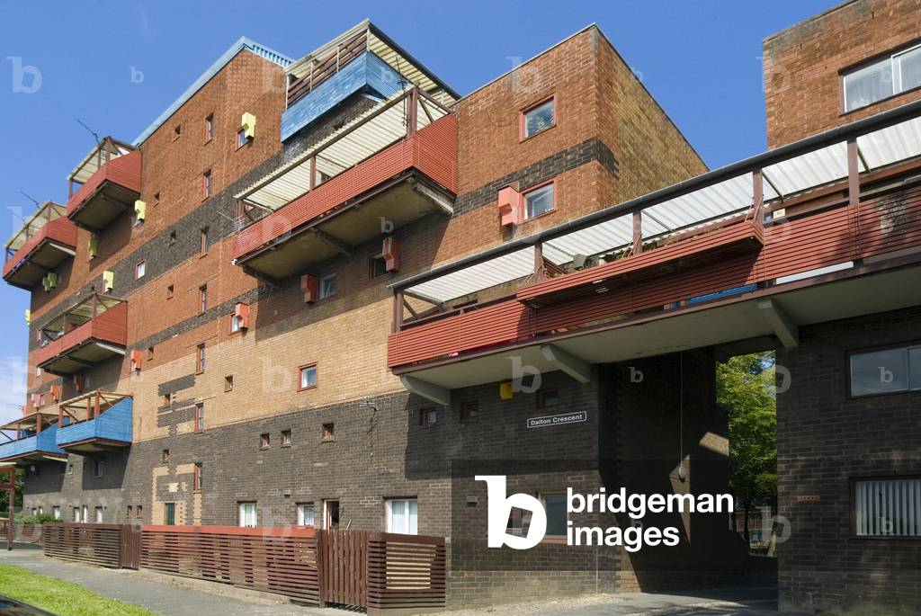 Urban Social Housing: Byker Wall council housing estate, Byker, Newcastle upon Tyne, Tyne & Wear, UK (photo)