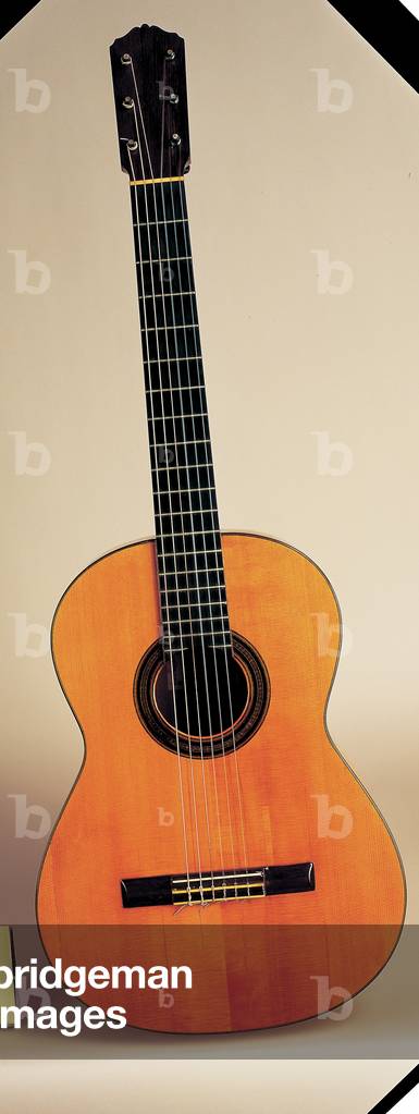 Esteso flamenco guitar with