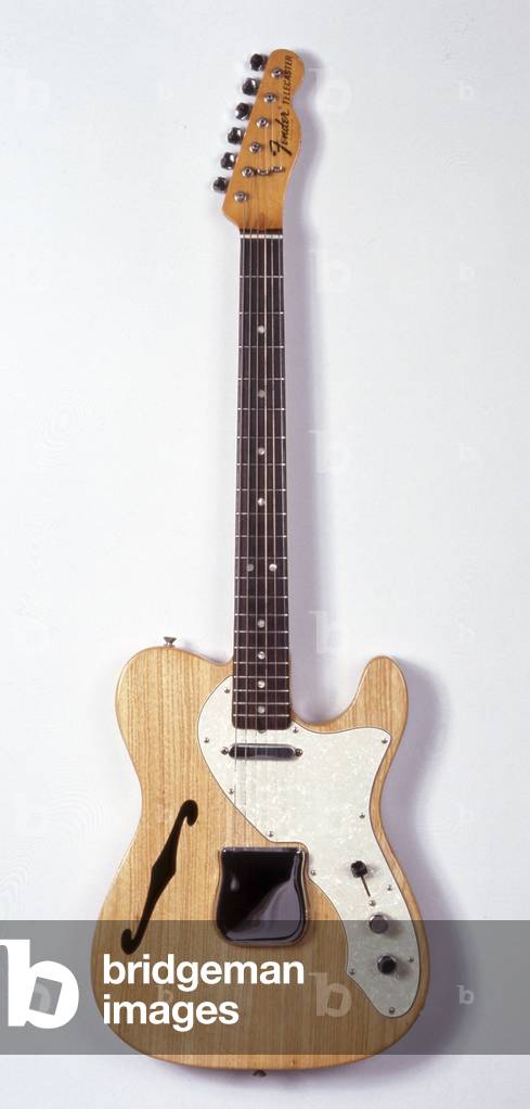 Electric guitar 1969 Fender