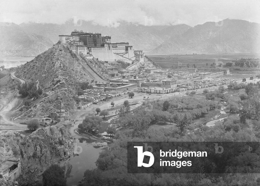 Potala Palace with Shö village beneath it, taken from Chakpori, c.1920-21 (glass plate gelatin print)