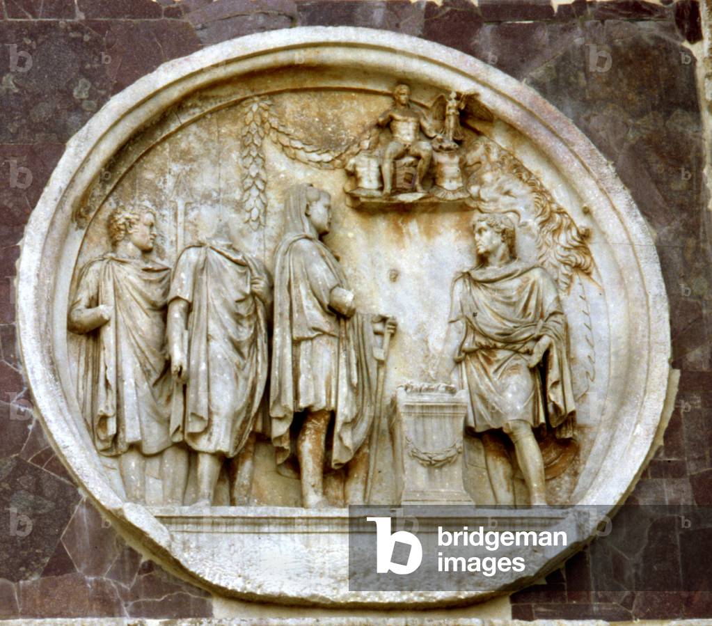 Roundel depicting a Sacrifice to Hercules, from the Arch of Constantine (marble)