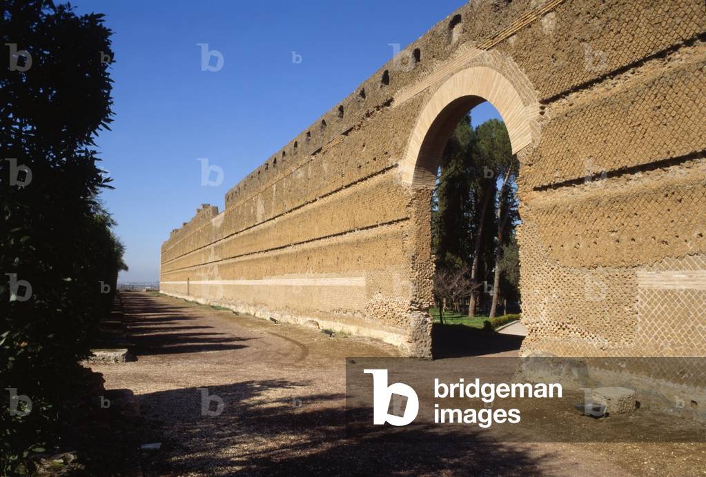 Wall of the Pecile, Hadrian's Villa, Tivoli (photo)