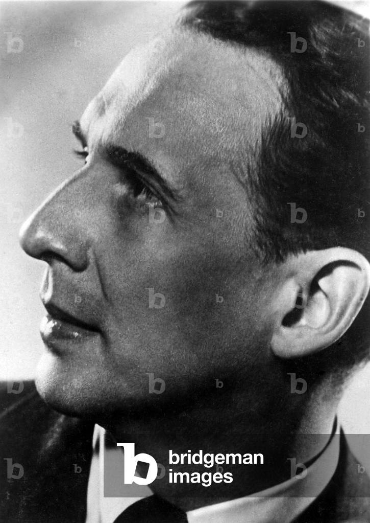 Wilhelm Strienz, German bass,  c  1935